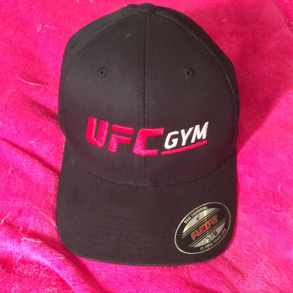 Black and Red FlexFit Hat UFC Brand New